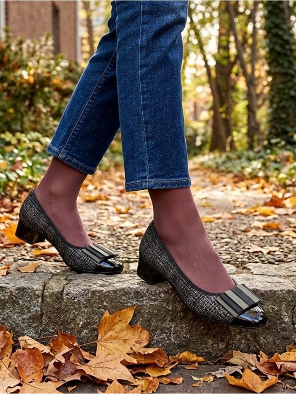 FERCA 81 Womans Pumps Block Heel with Bow
Green Tweed Leather Women's Shoes